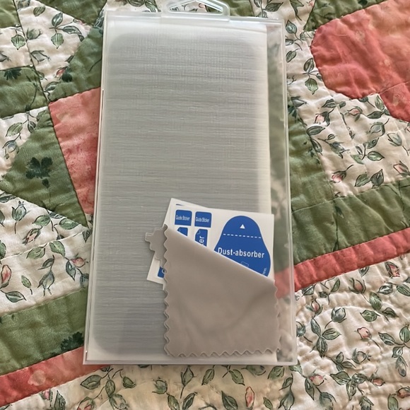 iPhone 13 pro max full cover 9H curved privacy glass class screen protector - Picture 8 of 8